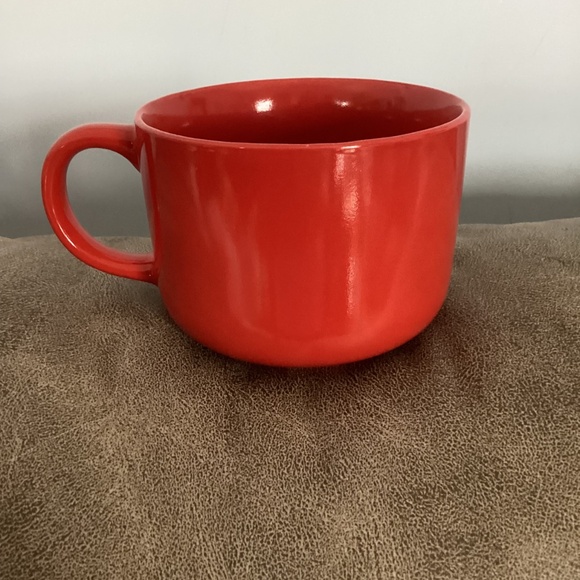 Peanuts Red Soup/coffee mug - Picture 2 of 4